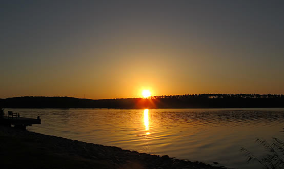 Mittsommarnatt vid Hägernäsviken